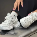 کتونی زنانه بالنسیاگا بندی سفید