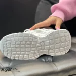 کتونی زنانه بالنسیاگا بندی سفید