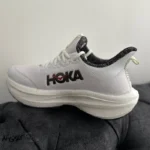 کتونی مردانه رانینگ هوکا سفید