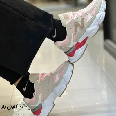 کتونی زنانه نیوبالانس ۹۰۶۰ کرم صورتی