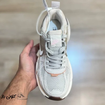 کتونی نایک v2k کرم