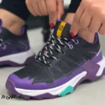 کتونی زنانه رانینگ سالامون مشکی بنفش سایز ۳۹