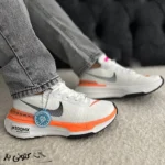 کتونی زنانه نایک Zoom X سفید نارنجی - تصویر 4