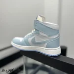 کتونی زنانه نایک جردن ۱ ساقدار آبی سفید - تصویر 2