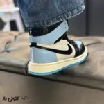 کتونی زنانه نایک جردن ۱ ساقدار ورنی مشکی آبی - تصویر 3