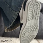 کتونی زنانه نایک جردن ۱ سفید مشکی - تصویر 3