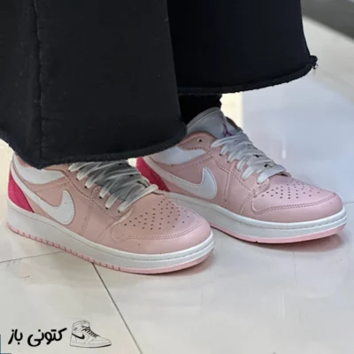 کتونی زنانه نایک جردن ۱ صورتی