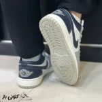 کتونی زنانه نایک جردن ۱ طوسی سرمه ای - تصویر 3