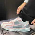 کتونی زنانه نایک وومرو سفید صورتی - تصویر 2