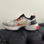 کتونی مردانه نایک V2krun سفید نارنجی - تصویر 2