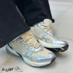 کتونی مردانه نایک V2krun کرم نقره ای - تصویر 3