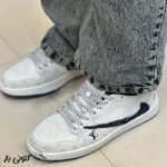 کتونی مردانه نایک ترویس LV سفید آبی - تصویر 2