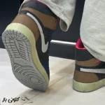 کتونی مردانه نایک جردن ۱ ساقدار سرمه ای زرد - تصویر 2