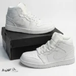 کتونی خارجی یونیسکس نایک ایر جردن وان AIR Jordan 1 Mid Triple White