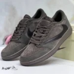 کتونی خارجی یونیسکس جردن ۱ لو تراویس اسکات قهوه‌ای Jordan 1 Retro Low OG SP Travis Scott Velvet Brown