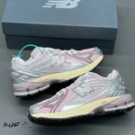 کتونی خارجی زنانه نیوبالانس ۱۹۰۶R صورتی نقره‌ای New Balance 1906R Rose Sugar Silver - تصویر 3
