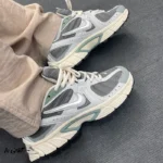 کتونی خارجی مردانه نایک مدل p7000 طوسی کرم Nike p7000 model grey cream