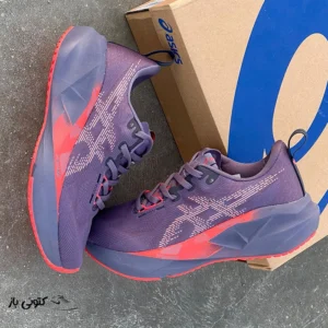 کتونی خارجی زنانه اسیکس نوابلاست 5 بنفش و مرجانی ASICS Novablast 5 Greyish Purple Coral Reef