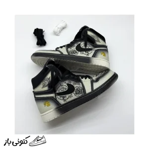 کتونی خارجی یونیسکس نایک جردن وان ساقدار فامیلیا گلدار Jordan 1 High Familia