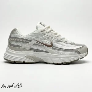کتونی خارجی یونیسکس نایک اینیشیتور سفید خاکستری قهوه‌ای Nike Initiator Phantom Light Bone Sail Brown IB4339-001