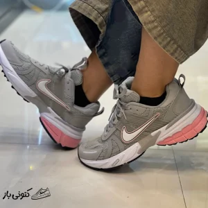 کتونی زنانه نایک V2krun طوسی صورتی