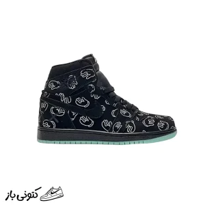 کتونی خارجی مردانه نایک جردن وان رترو کاز مشکی Jordan 1 Retro Kaws Black